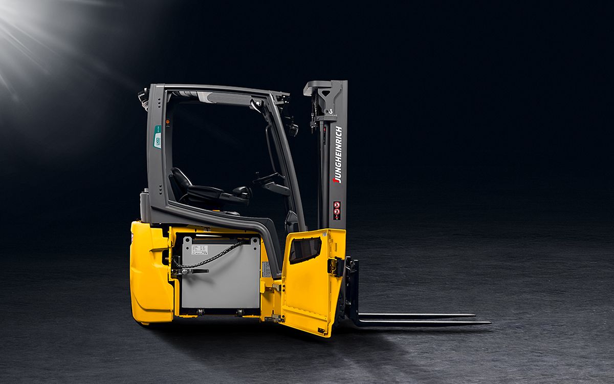 Industrial forklift batteries